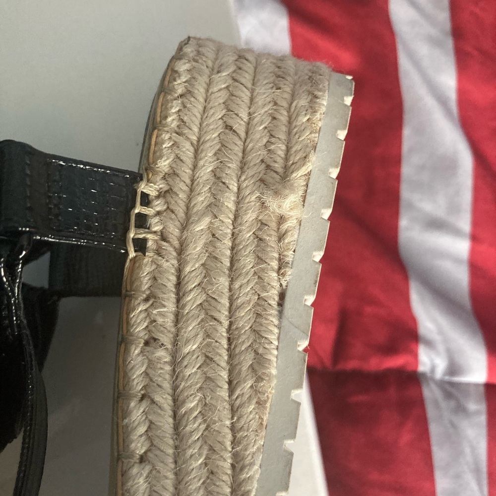 Sandals - Picture 6 of 6